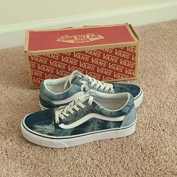 Vans Shoes - Shoes